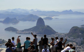 Turismo injeta R$ 17,2 bilh&otilde;es na economia do munic&iacute;pio em 2026