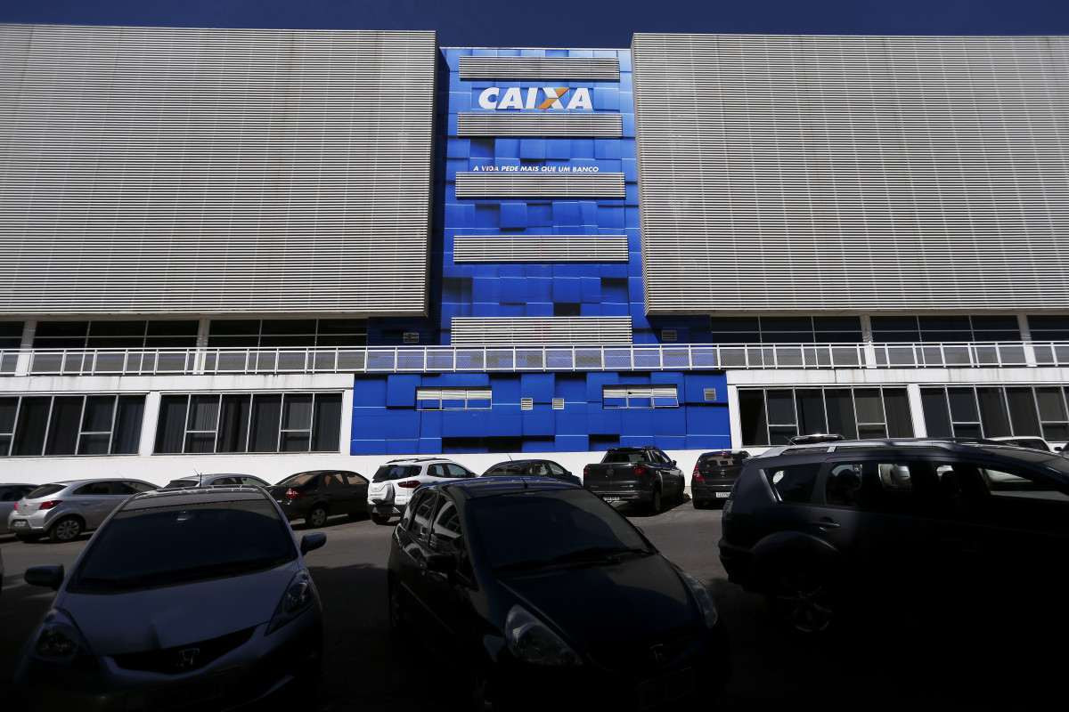 Bolsa Fam&iacute;lia pago a benefici&aacute;rios com NIS de final 9