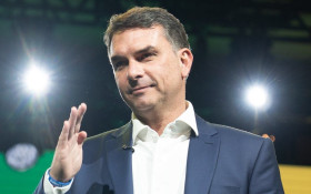 Coluna Magnavita | Prefab Future: Fl&aacute;vio abre vantagem sobre Lula no Rio