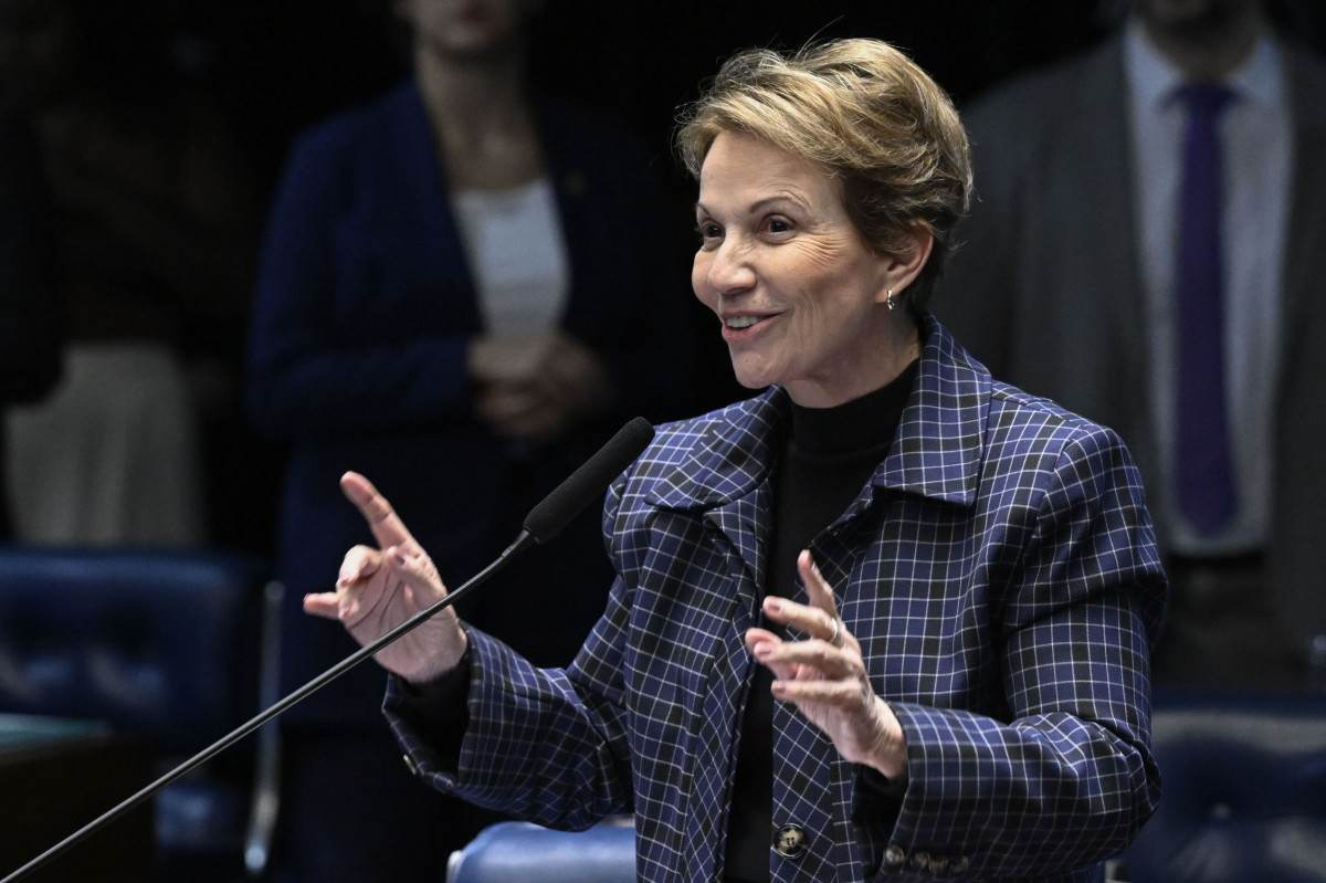 Tereza Cristina volta &agrave;s negocia&ccedil;&otilde;es para ser vice de Fl&aacute;vio