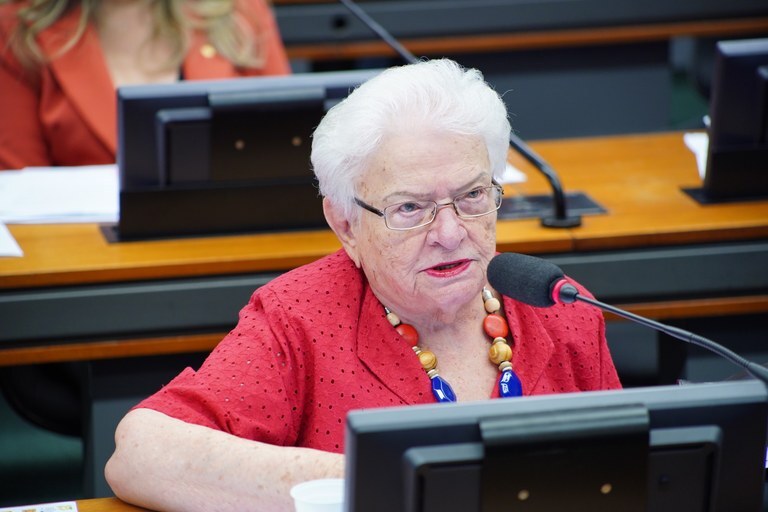 Lu&iacute;za Erundina, aos 91 anos, disputar&aacute; a Alesp