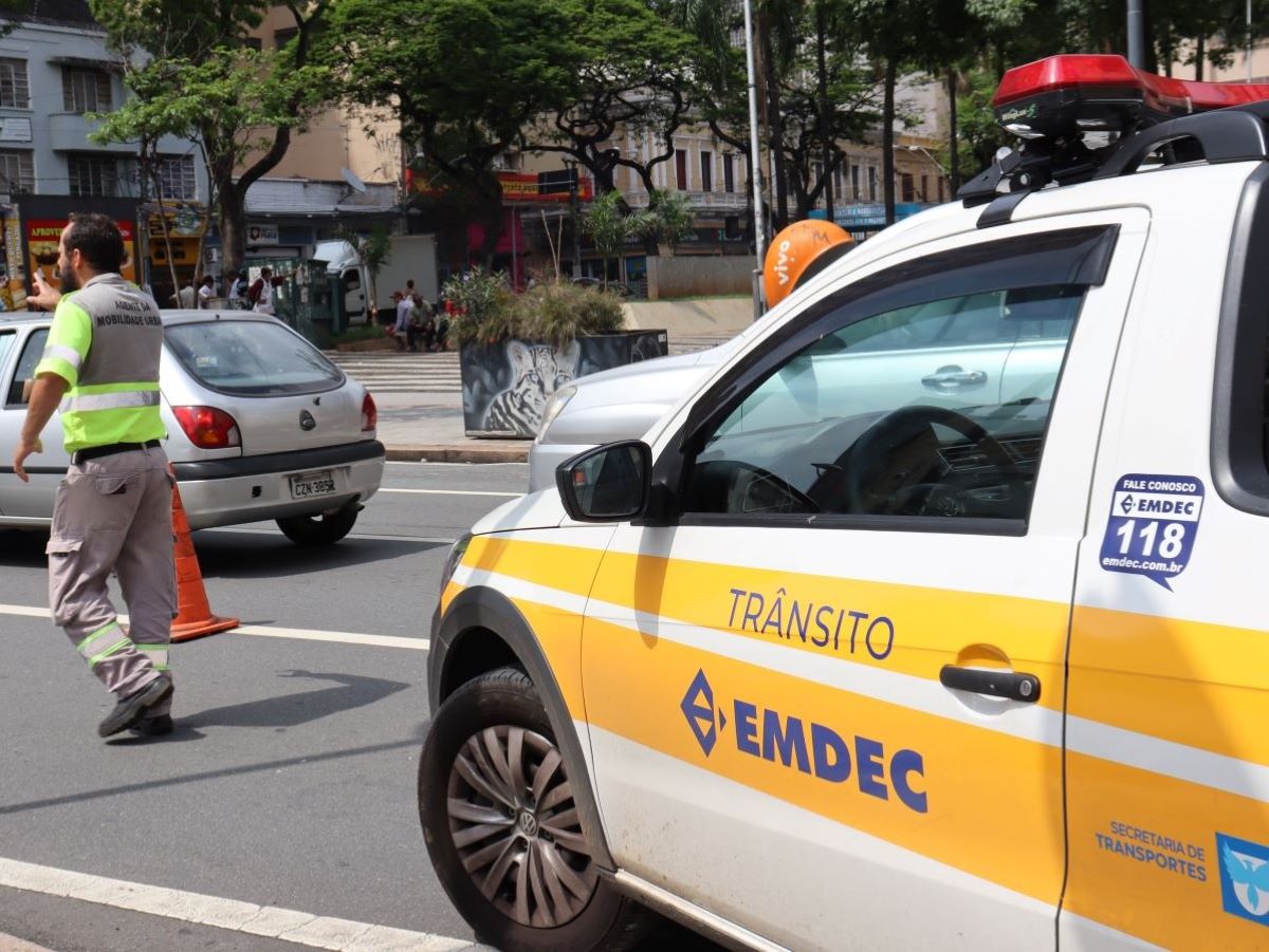 Emdec interdita Francisco Glic&eacute;rio para filmagem em Campinas