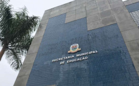 Compra de uniformes &eacute; prorrogada por 60 dias em Teres&oacute;polis