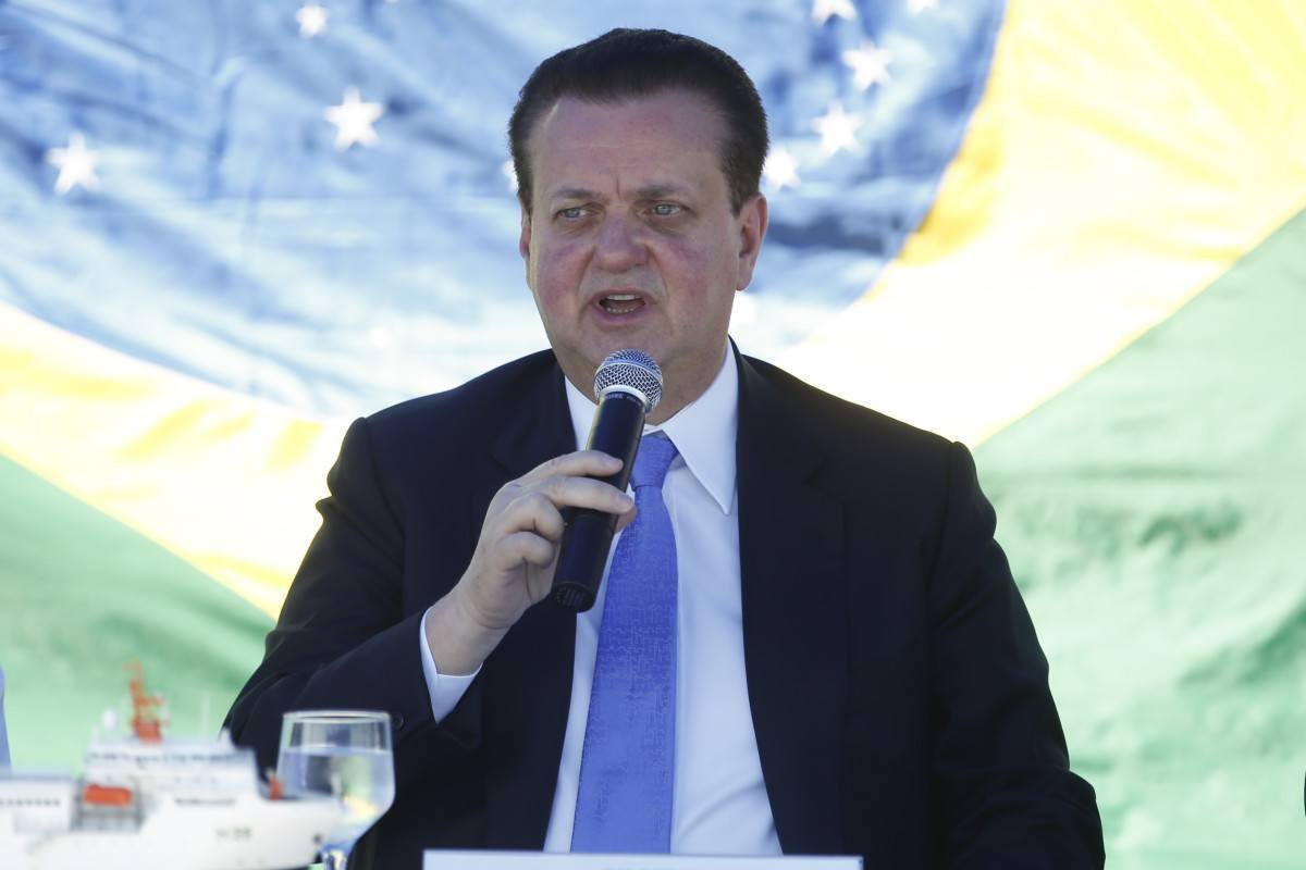 Centr&atilde;o aposta no voto distrital misto