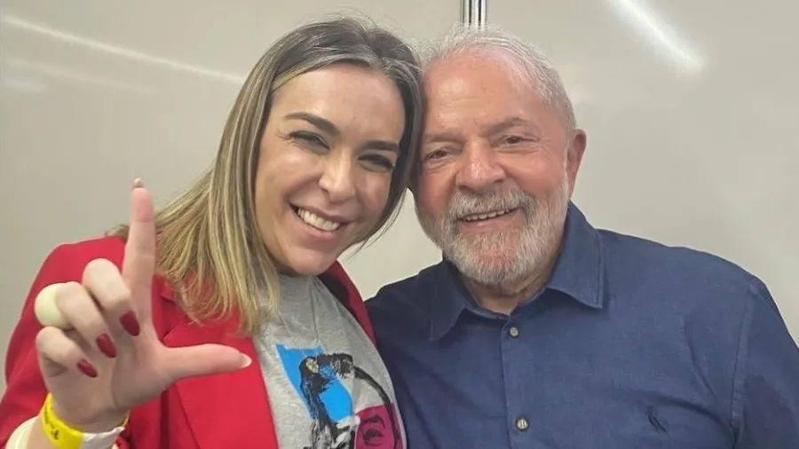 Mensagens de Luchsinger sobre FAB e Planalto contradizem vers&atilde;o de Lula sobre lobista
