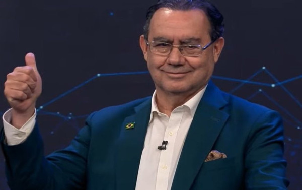 Cury contra os Gen&eacute;ricos do Jair