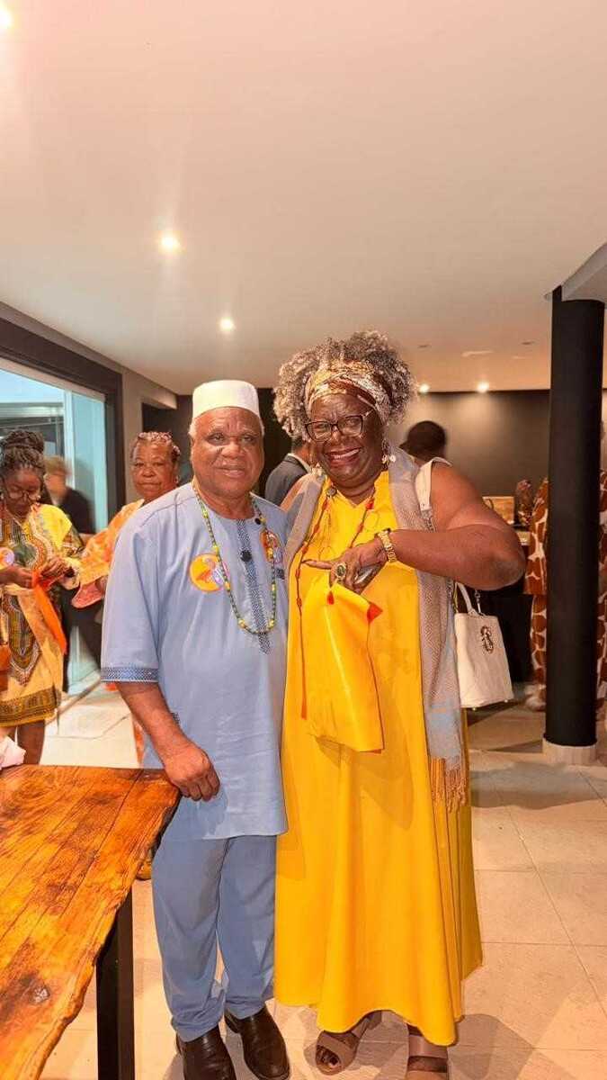 Mãe Márcia Marçal com Ivanir dos Santos
