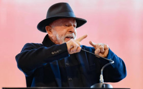 Agente da PF da seguran&ccedil;a de Lula foi atingido na cabe&ccedil;a durante evento com presidente