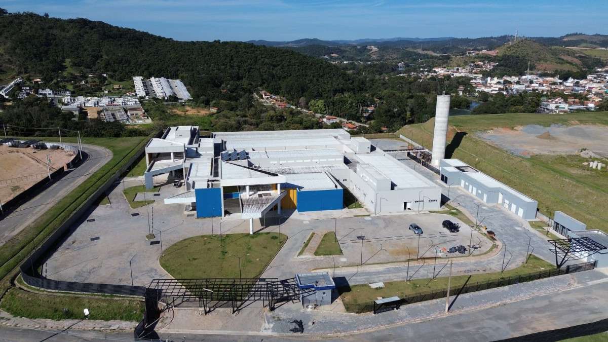 Guararema aprova investimentos e realiza obras