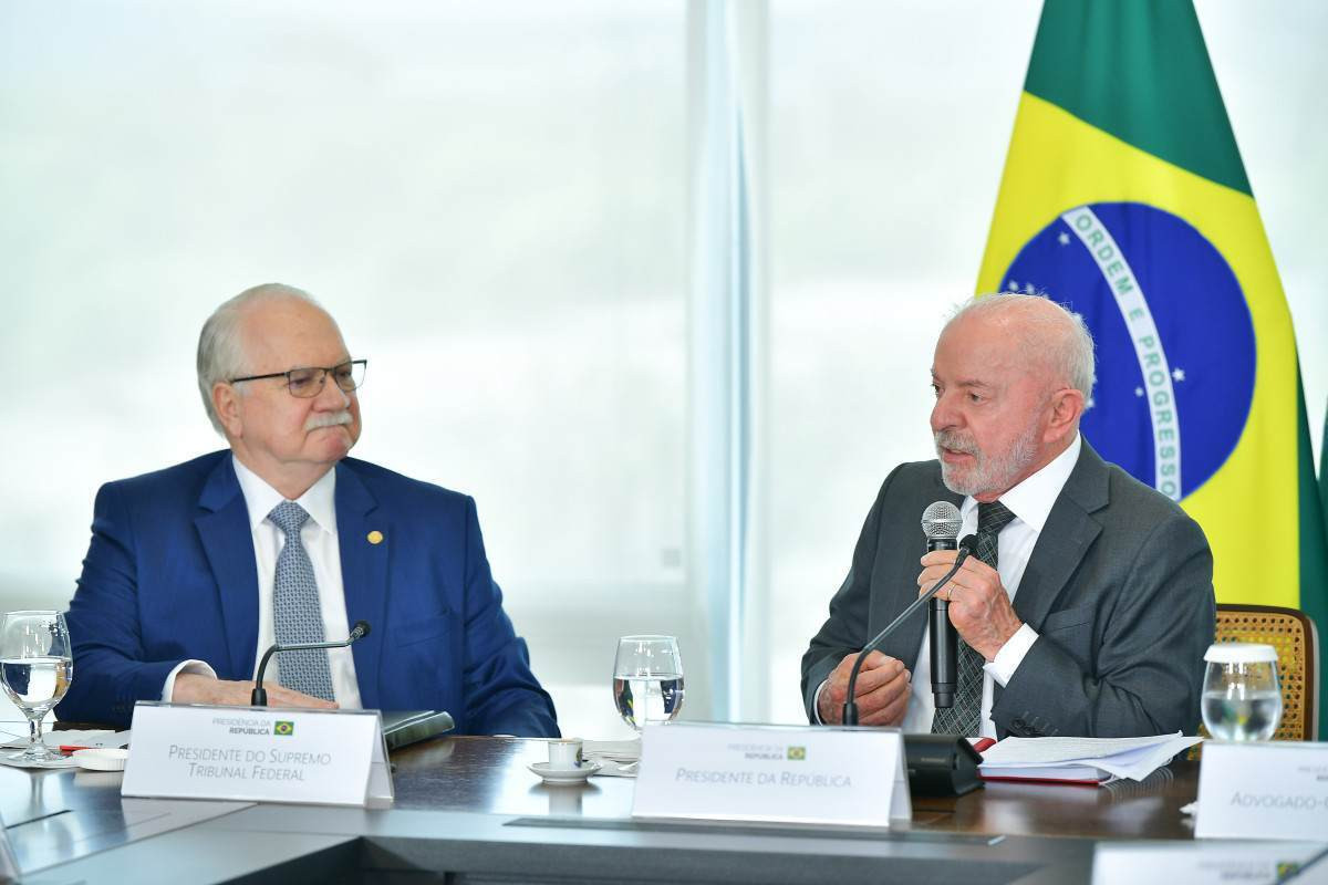 Fachin tenta conter crise no STF ap&oacute;s disputa aberta pelo caso Master