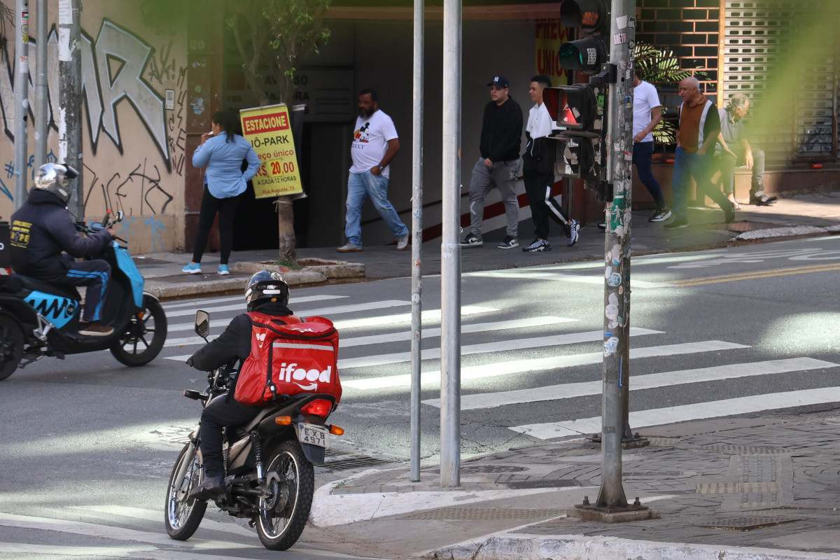 Motociclistas de app t&ecirc;m d&eacute;ficit previdenci&aacute;rio
