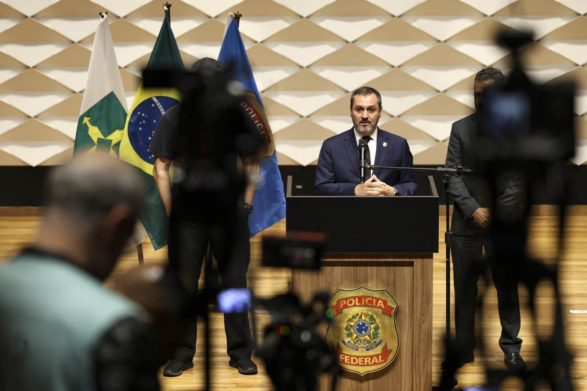 Crise no STF chega ao comando da PF e amplia confronto institucional