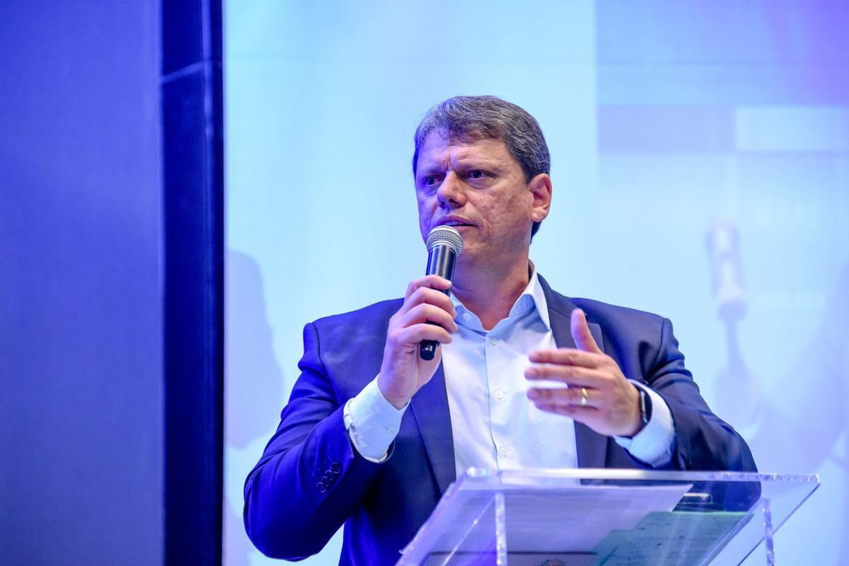 Tarc&iacute;sio recorre de decis&atilde;o da Justi&ccedil;a sobre propaganda que o vincula a Vorcaro