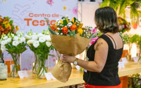 Veiling Market re&uacute;ne 166 produtores na feira em Holambra