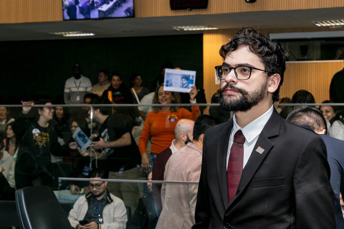 Pela primeira vez, C&acirc;mara de Campinas cassa vereador: Vini Oliveira