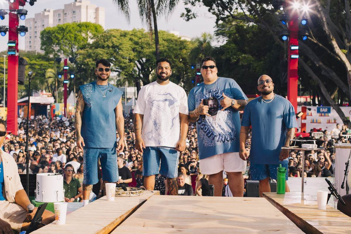 Menos &eacute; Mais leva a Campinas a roda de pagode que conquistou o Brasil