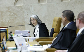 C&aacute;rmen L&uacute;cia, a cidad&atilde; brasileira no Supremo