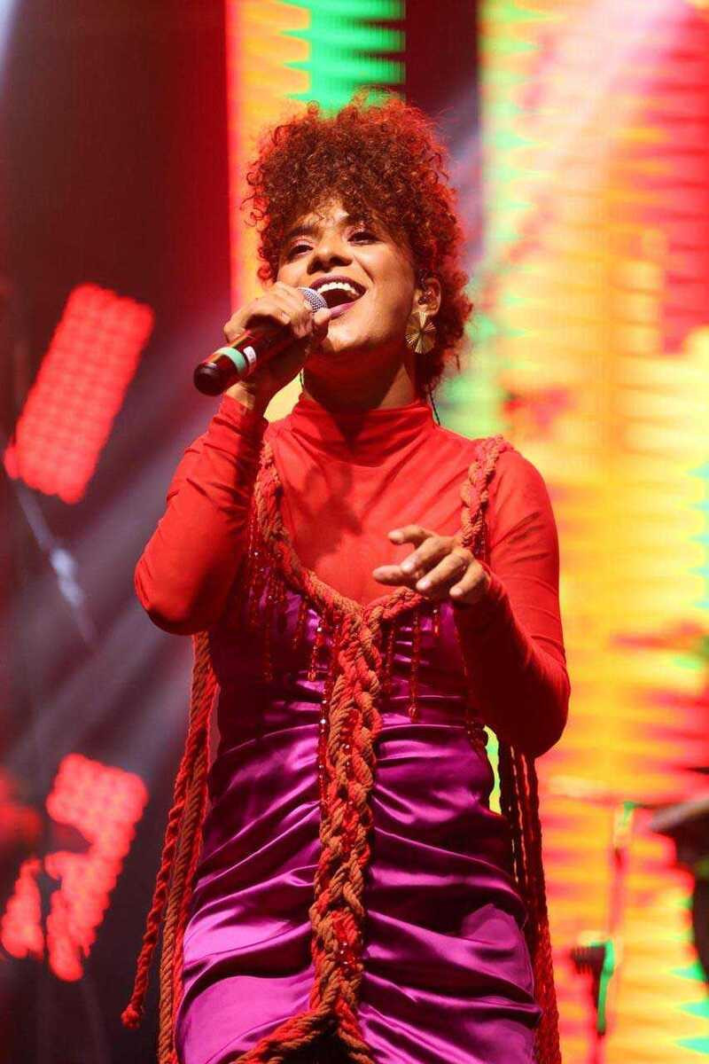 Gabi da Pele Preta de gra&ccedil;a no BNDES