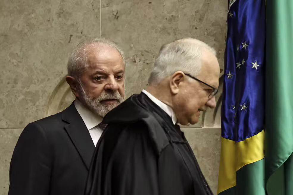 Lula est&aacute; irritado com Edson Fachin