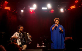 SEGUNDA NO 2: O credo cantado por Fabiana Cozza