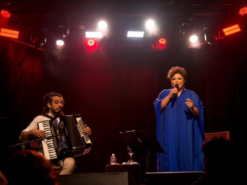 SEGUNDA NO 2: O credo cantado por Fabiana Cozza