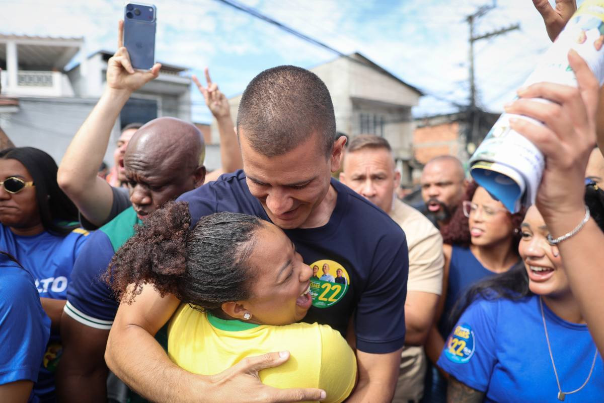 Douglas promete mais ajuda para as mulheres empreenderem