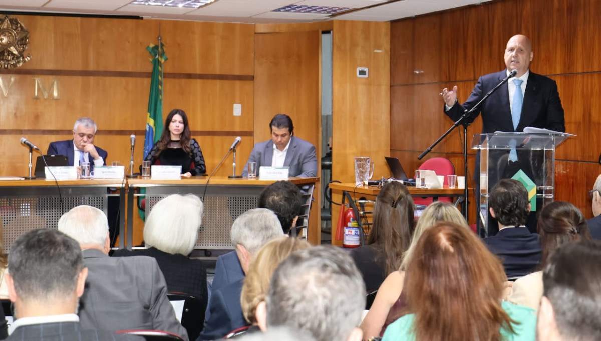 Coluna Magnavita | CVM: Otto Lobo e Igor Muniz s&atilde;o apresentados ao mercado de capitais