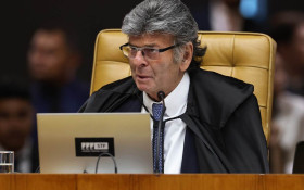 Fux herda relatoria ap&oacute;s impedimento de Moraes
