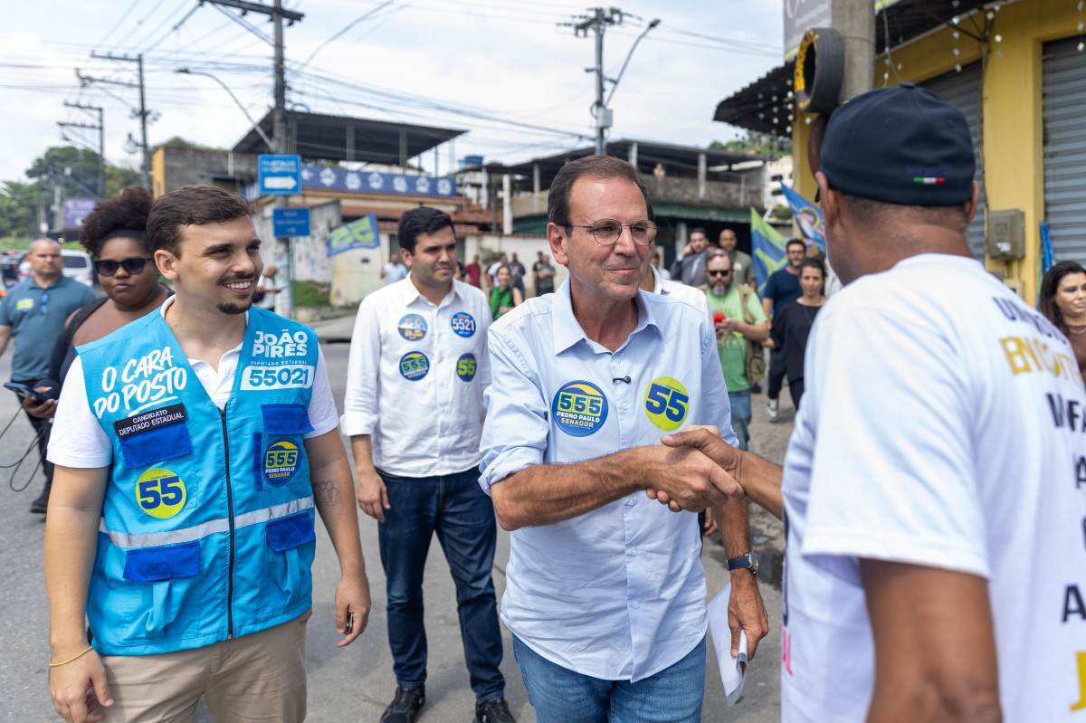 Paes promete, se eleito, novas unidades do Bope