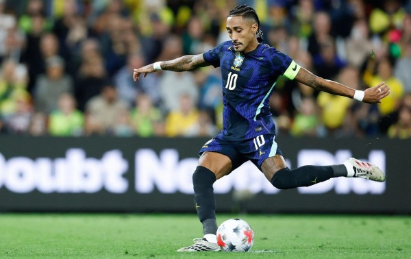 Raphinha tem les&atilde;o detectada e est&aacute; desconvocado da Sele&ccedil;&atilde;o