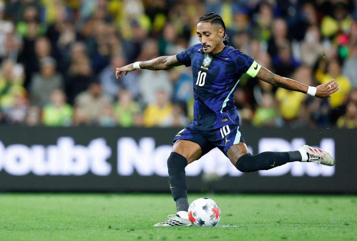 Raphinha tem les&atilde;o detectada e est&aacute; desconvocado da Sele&ccedil;&atilde;o
