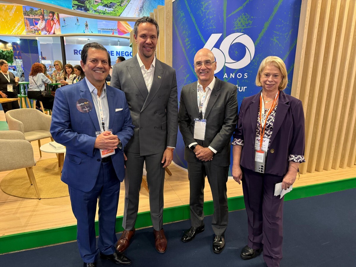 Na sequência: Otavio Leite, consultor da Presidência da Fecomércio RJ; Bruno Reis, da Embratur; o presidente Antonio Florencio; e Adriana Homem de Carvalho, diretora do Sesc RJ