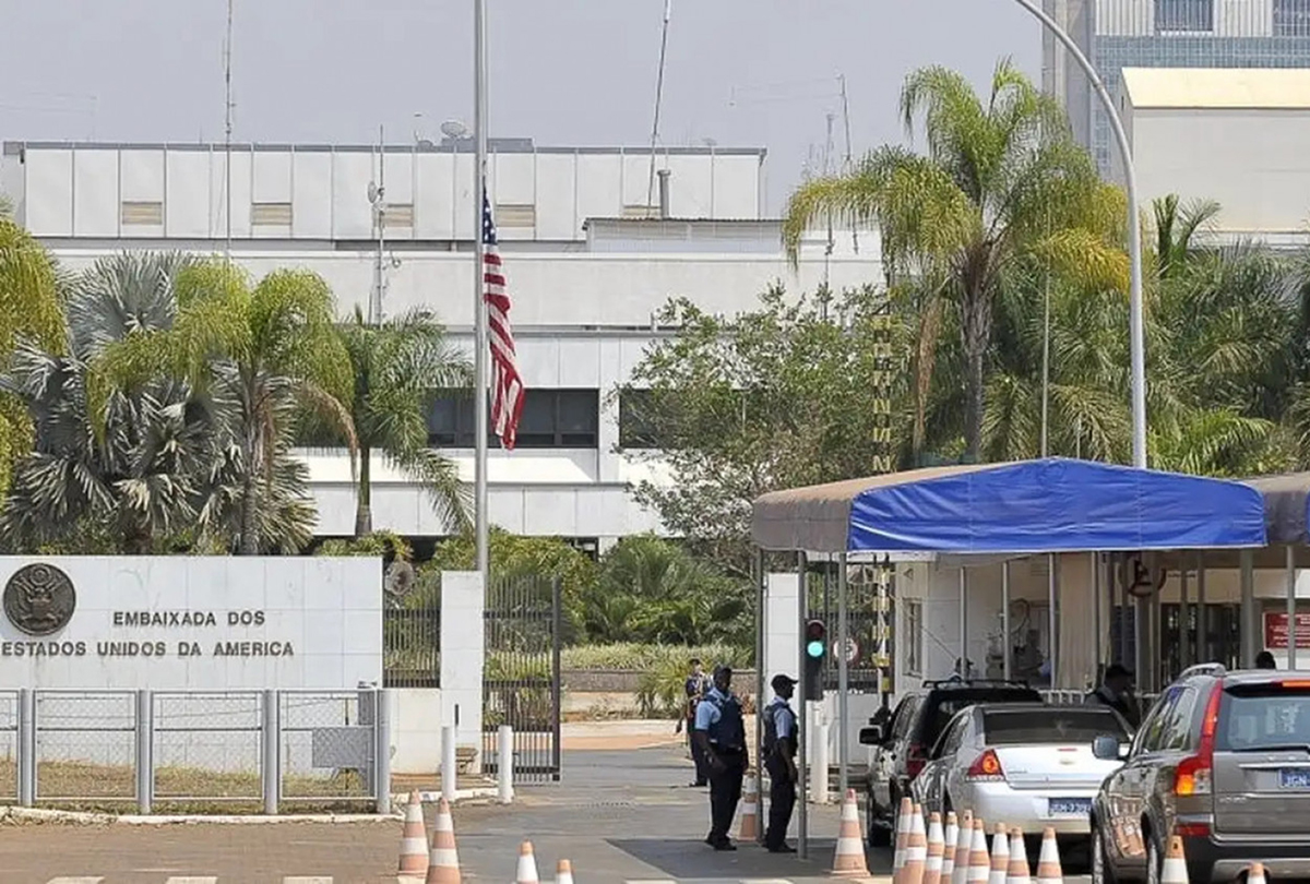 EUA suspendem atendimento na embaixada e em consulados do Brasil por 'quest&otilde;es de seguran&ccedil;a'