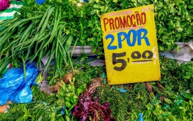 Produ&ccedil;&atilde;o industrial cai 0,6% de julho para agosto