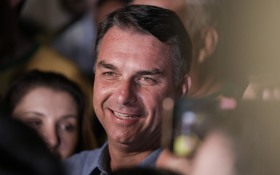 Agora Fl&aacute;vio &eacute; que tem interesse menor no debate