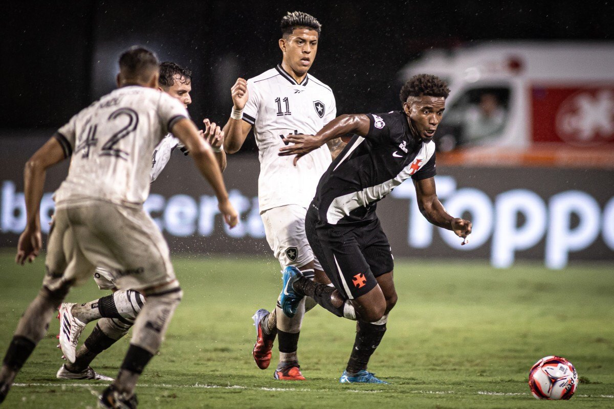 Cl&aacute;ssico da Amizade chega com promessa de jogo nervoso