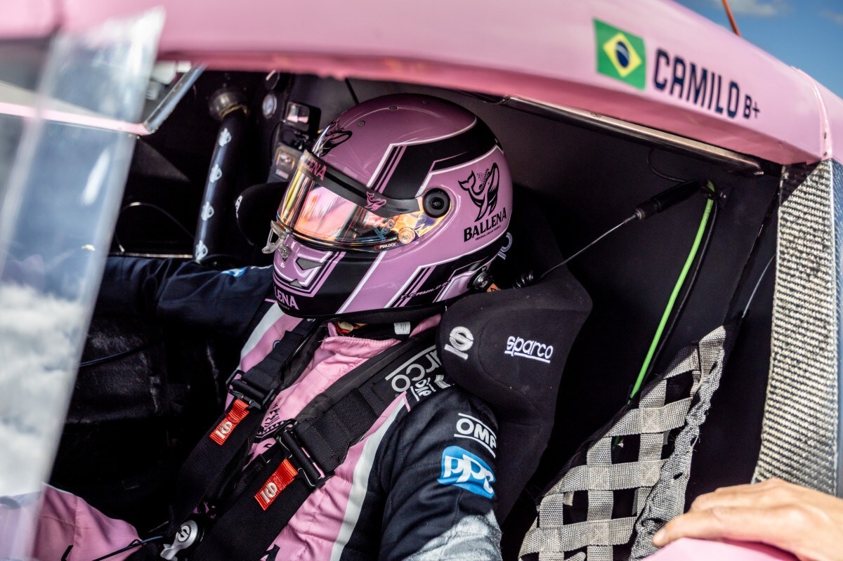 Camilovence no detalhe e acelera para os playoffs daNASCAR Brasil