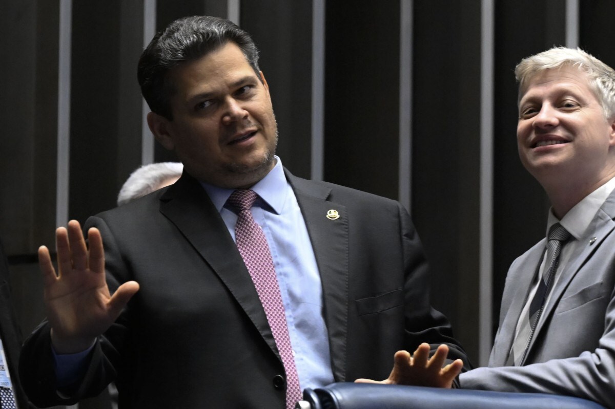 Senado vota primeiro turno de fim da escala 6x1 nesta semana