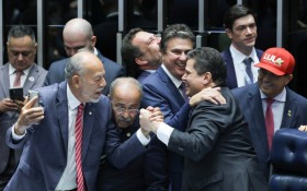 De forma quase un&acirc;nime, Senado aprova PEC do fim da Escala 6x1; texto vai &agrave; promulga&ccedil;&atilde;o
