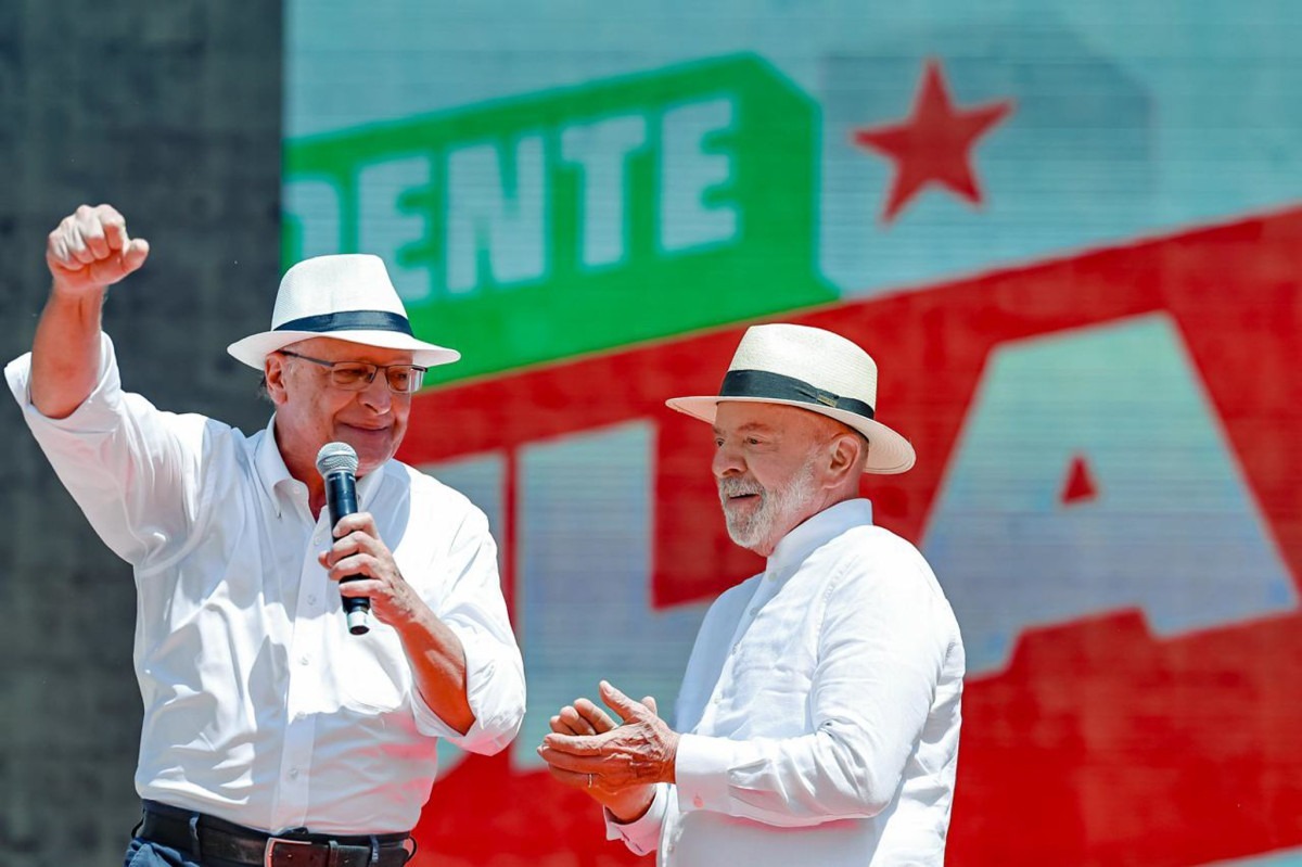 Alckmin entra em campo para ajudar Lula a recuperar votos em SP