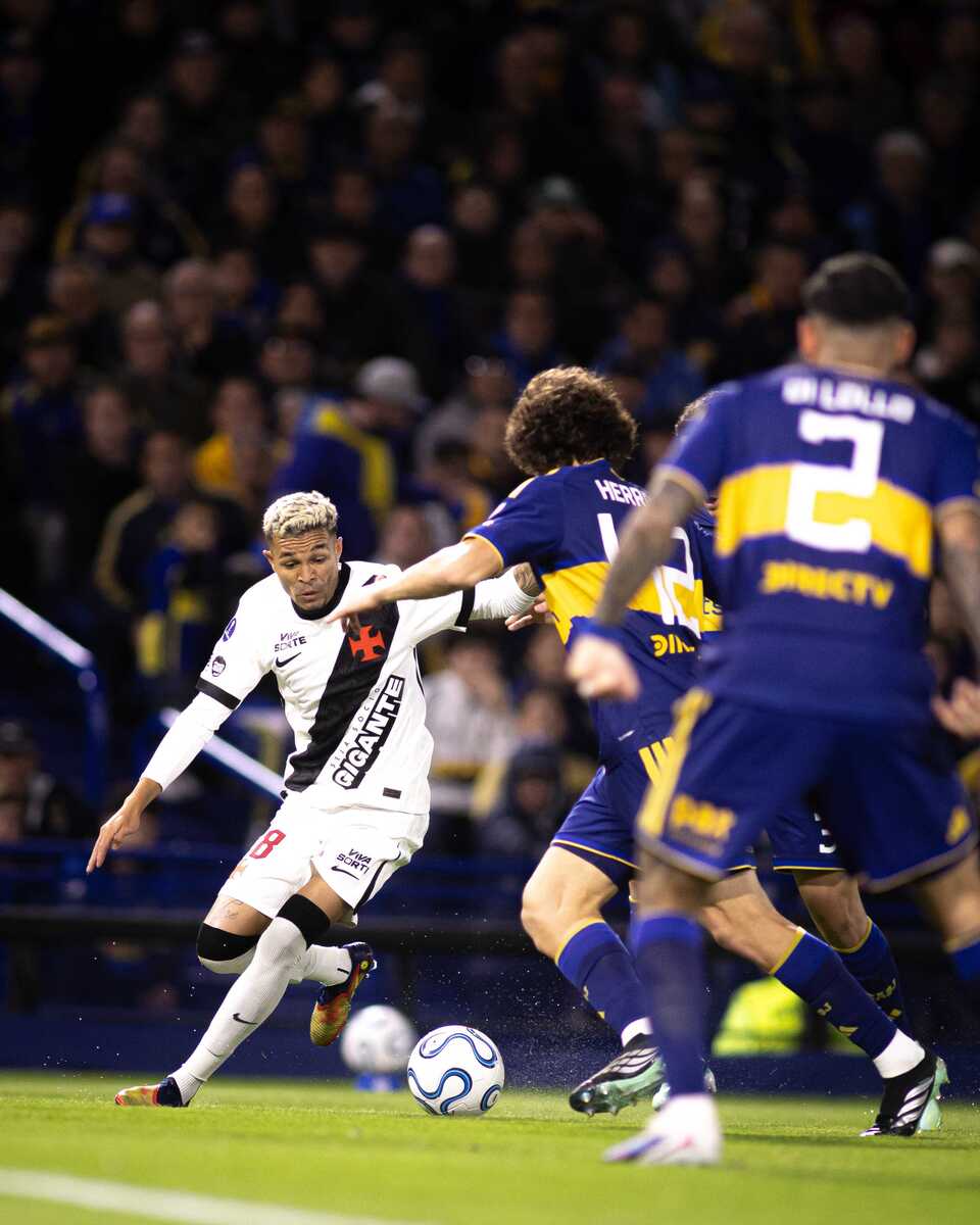 Vit&oacute;ria do Vasco sobre o Boca Juniors teve marcas expressivas