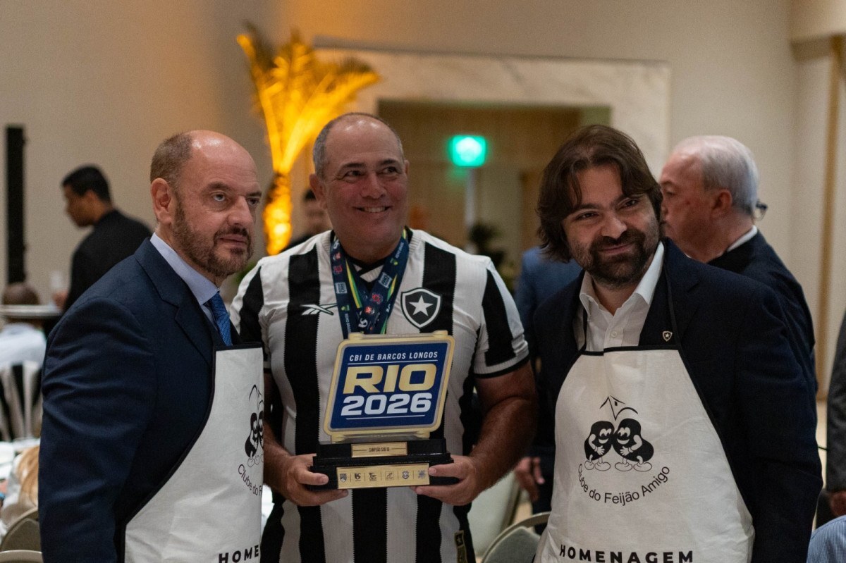 Desembargador Ricardo Couto; Vice-presidente de Remo, João Gualberto Teixeira de Mello; presidente do Botafogo, João Paulo Magalhães