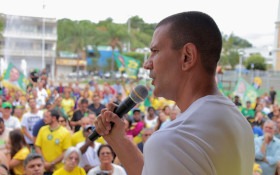 Votos nos indecisos e ausentes no 1&ordm; turno