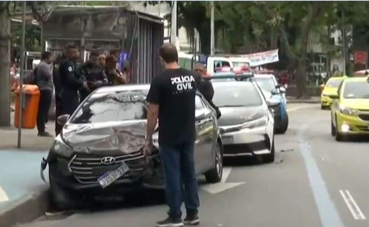 Persegui&ccedil;&atilde;o com tiroteio em Botafogo acaba com suspeito de assaltar arque&oacute;loga morto
