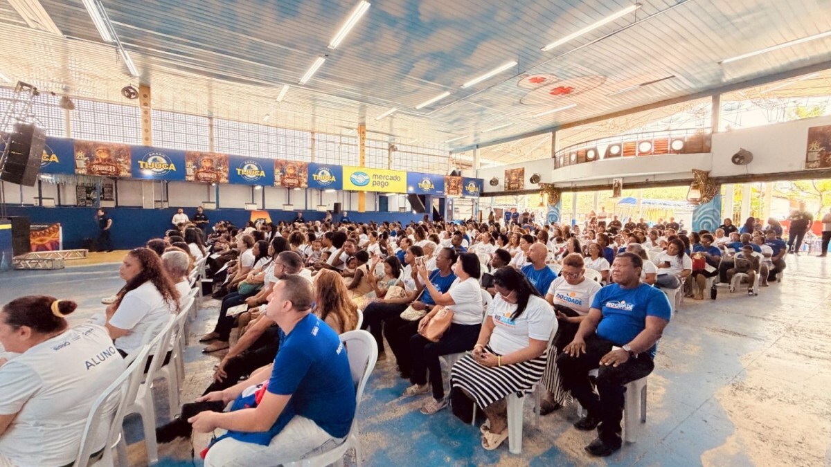 Programa forma 1.400 alunos em artesanato