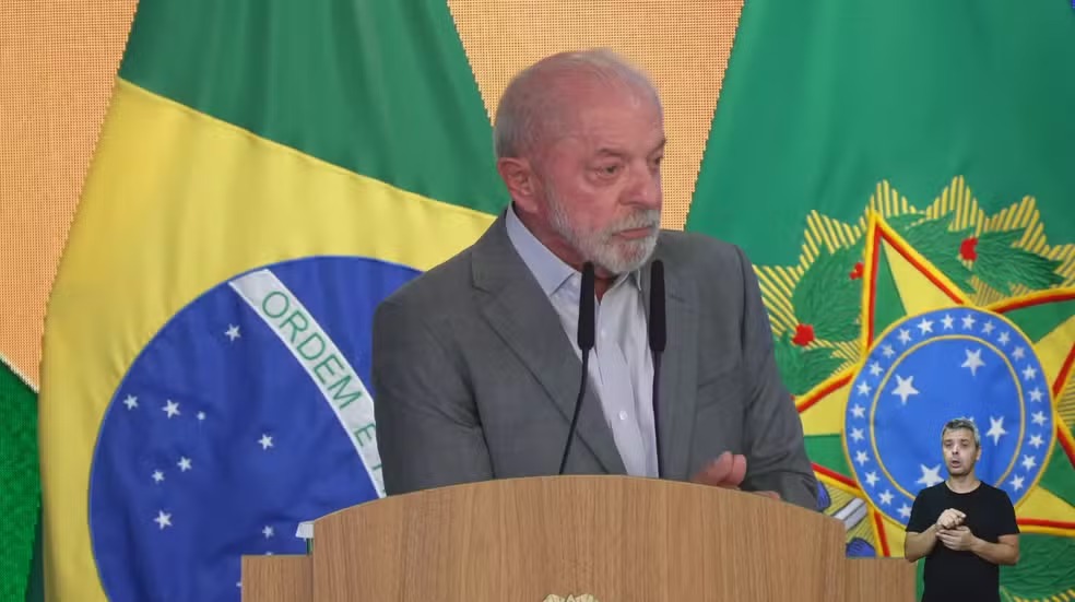 Lula diz que pobres s&atilde;o bons pagadores e critica ricos que gostam de dever
