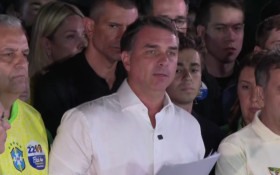 Fl&aacute;vio Bolsonaro diz que n&atilde;o vai aceitar derrota nas urnas: 'Vamos pedir a anula&ccedil;&atilde;o'