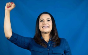 Mailza Assis &eacute; reeleita governadora do Acre com 66,17% dos votos e derrota Alan Rick