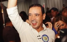 Vicentinho J&uacute;nior vence elei&ccedil;&atilde;o e &eacute; eleito governador do Tocantins