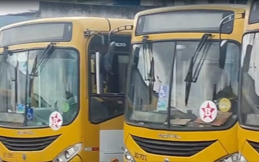 Motivo para prorroga&ccedil;&atilde;o de hor&aacute;rio de vota&ccedil;&atilde;o, falta de &ocirc;nibus ocorreu em v&aacute;rios estados